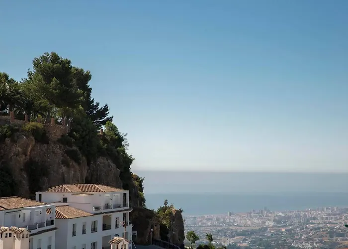 New Apartment With Stunning Views