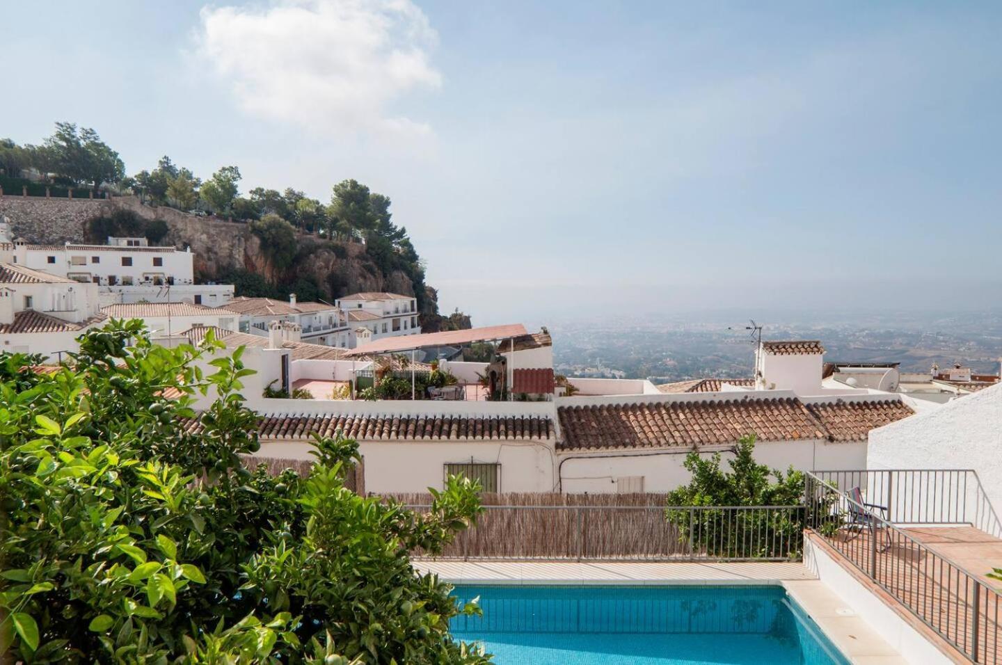 New With Stunning Views *